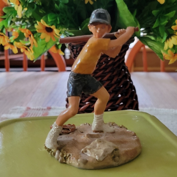 Franklin Mint Children of the World Figurines - Picture 7 of 12